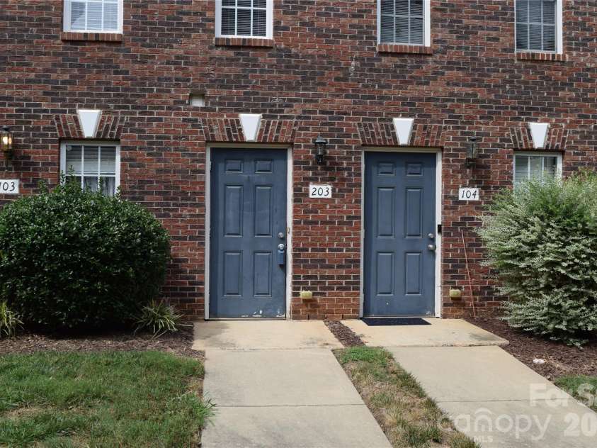 113 Steam Engine Drive, Mooresville, NC 28115.  MLS# CAR4418818, YatesRealty ID 47324. 