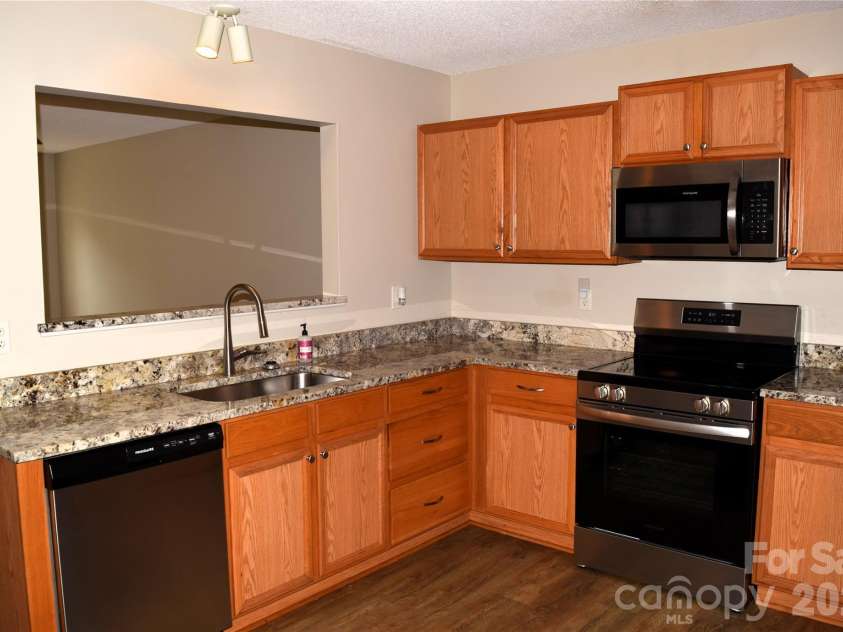 113 Steam Engine Drive, Mooresville, NC 28115.  MLS# CAR4418818, YatesRealty ID 47324. 