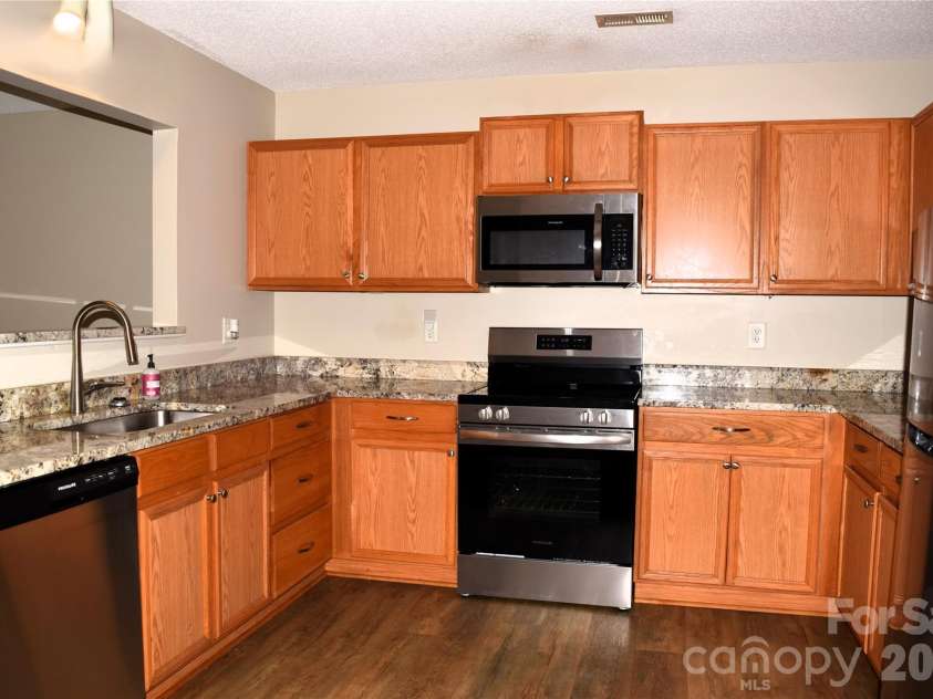 113 Steam Engine Drive, Mooresville, NC 28115.  MLS# CAR4418818, YatesRealty ID 47324. 