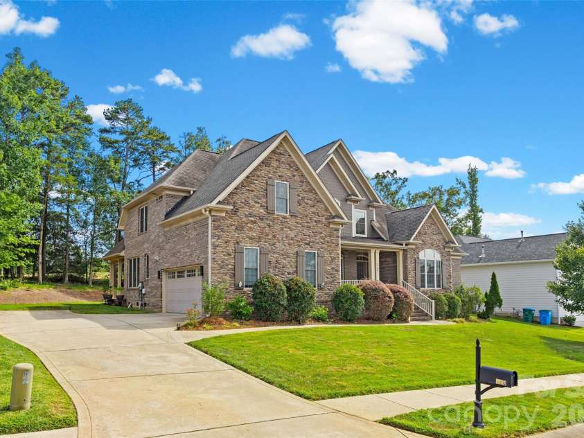 7748 Village Parkway, Locust, NC 28097.  MLS# CAR4418278, YatesRealty ID 47326. 