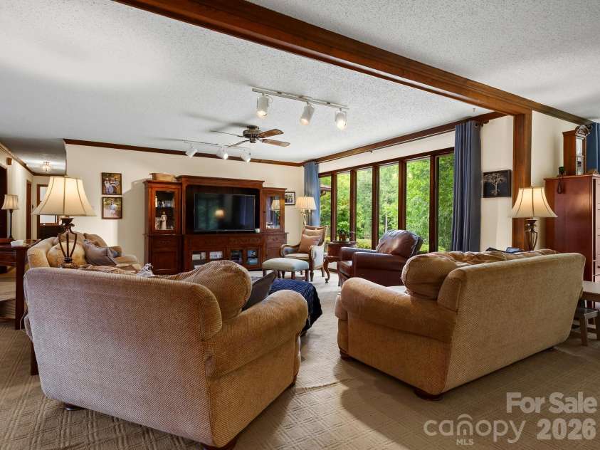 343 White Pine Drive, Fletcher, NC 28732.  MLS# CAR4418799, YatesRealty ID 47327. 