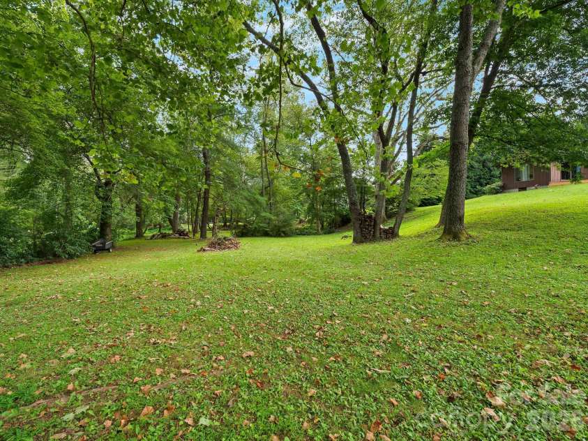 343 White Pine Drive, Fletcher, NC 28732.  MLS# CAR4418799, YatesRealty ID 47327. 