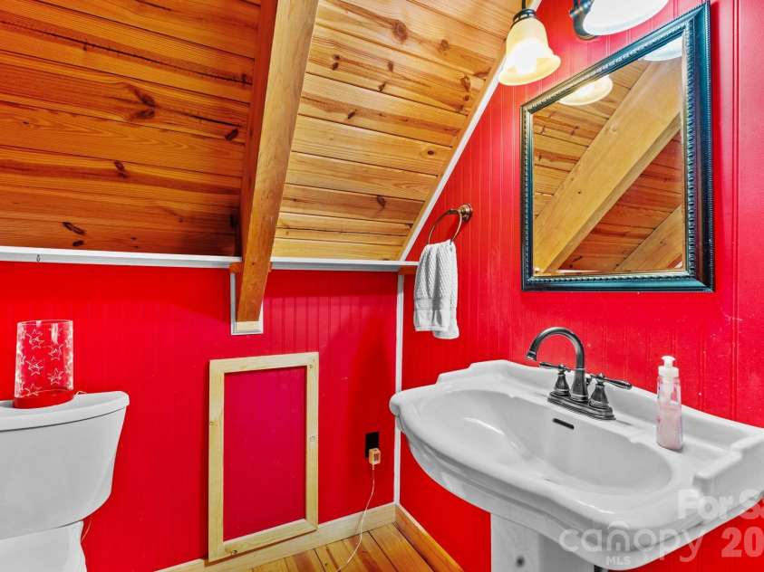 162 Springtime Lane, West Jefferson, NC 28694.  MLS# CAR4419134, YatesRealty ID 47328. 