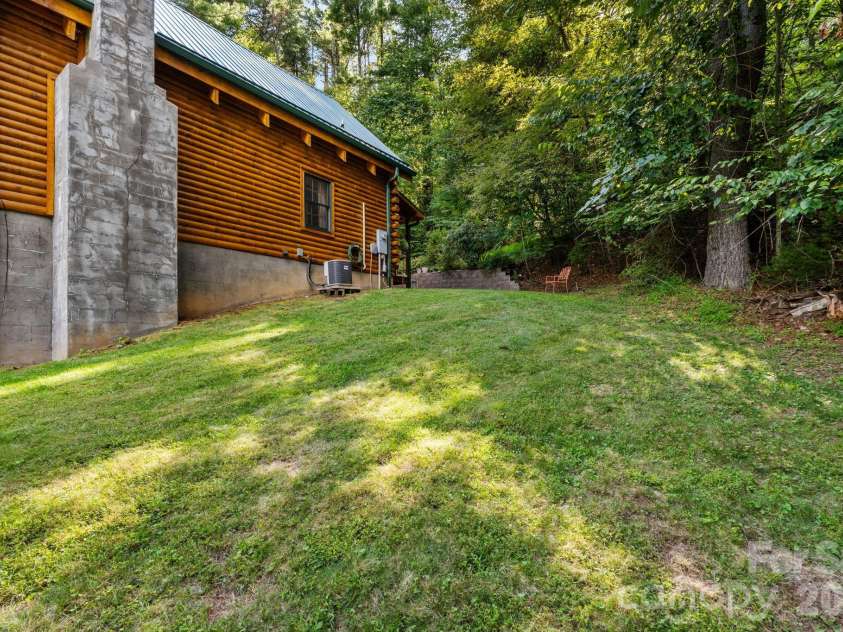 162 Springtime Lane, West Jefferson, NC 28694.  MLS# CAR4419134, YatesRealty ID 47328. 