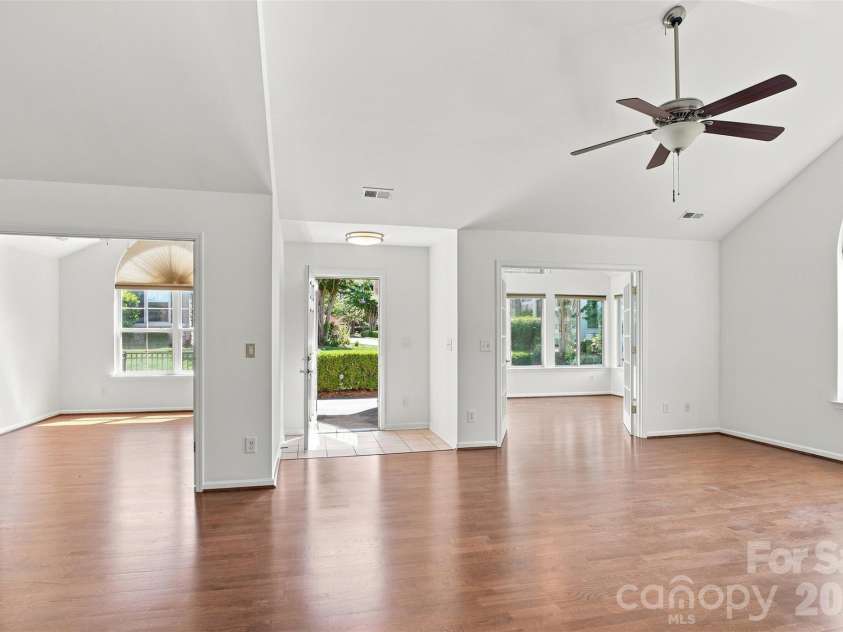 821 Ledgestone Court, Tega Cay, SC 29708.  MLS# CAR4419013, YatesRealty ID 47329. 