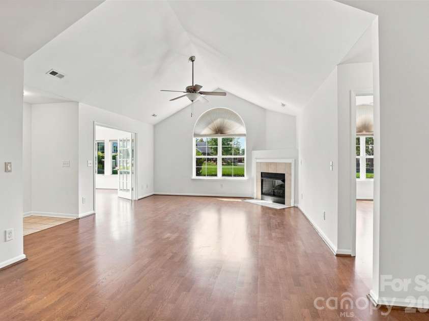 821 Ledgestone Court, Tega Cay, SC 29708.  MLS# CAR4419013, YatesRealty ID 47329. 