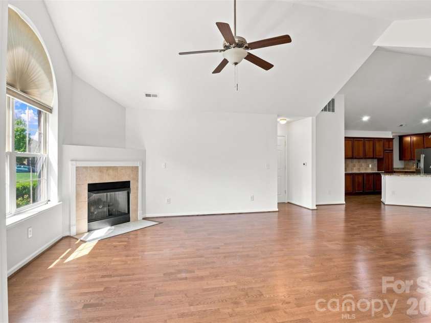 821 Ledgestone Court, Tega Cay, SC 29708.  MLS# CAR4419013, YatesRealty ID 47329. 