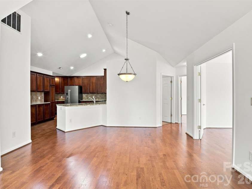 821 Ledgestone Court, Tega Cay, SC 29708.  MLS# CAR4419013, YatesRealty ID 47329. 