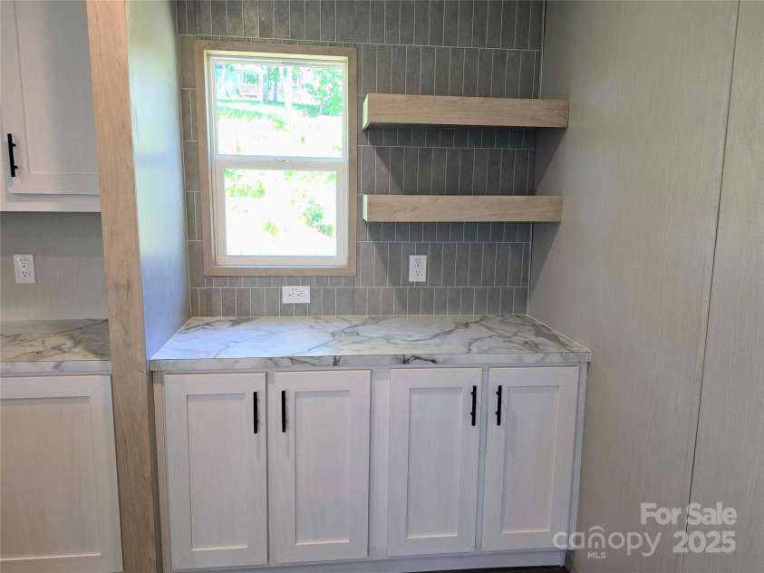 12 McGee Hill Road, Fairview, NC 28730.  MLS# CAR4234787, YatesRealty ID 4733. Coffee bar. 
