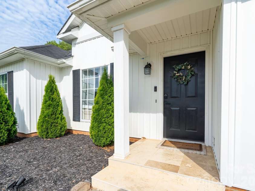 3356 Chadbury Drive, Concord, NC 28027.  MLS# CAR4413280, YatesRealty ID 47330. 