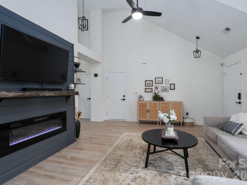 3356 Chadbury Drive, Concord, NC 28027.  MLS# CAR4413280, YatesRealty ID 47330. 
