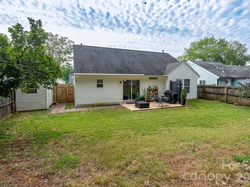 3356 Chadbury Drive, Concord, NC 28027.  MLS# CAR4413280, YatesRealty ID 47330. 