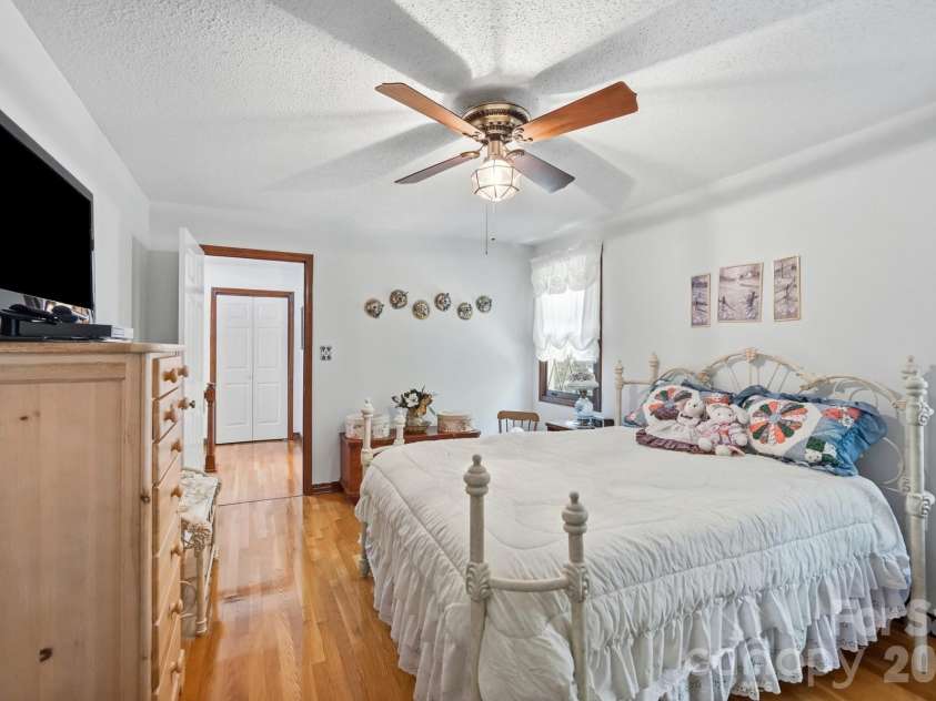 11300 NC Hwy 73 Highway, Mount Pleasant, NC 28124.  MLS# CAR4401793, YatesRealty ID 47331. 2nd Bedroom Upstairs