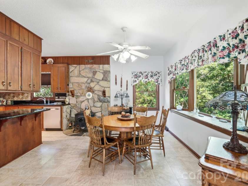 11300 NC Hwy 73 Highway, Mount Pleasant, NC 28124.  MLS# CAR4401793, YatesRealty ID 47331. Dining Area