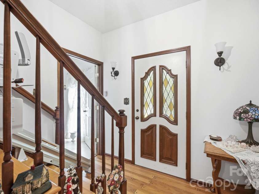 11300 NC Hwy 73 Highway, Mount Pleasant, NC 28124.  MLS# CAR4401793, YatesRealty ID 47331. Inside of the Front Door