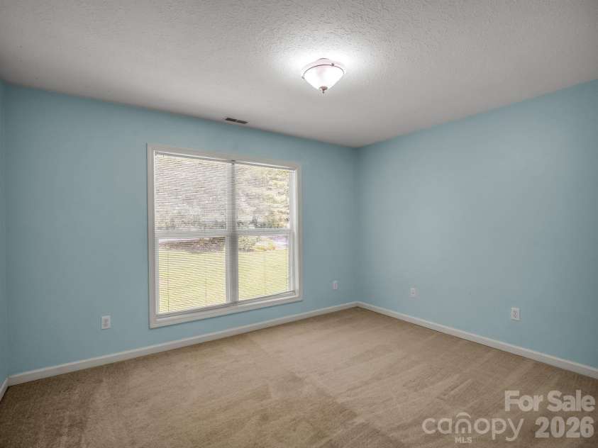 69 Ivy Lane, Fletcher, NC 28732.  MLS# CAR4417704, YatesRealty ID 47332. Bed 2