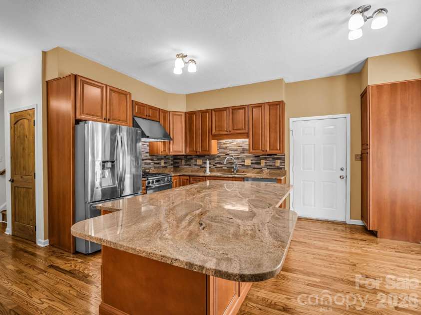 69 Ivy Lane, Fletcher, NC 28732.  MLS# CAR4417704, YatesRealty ID 47332. Kitchen