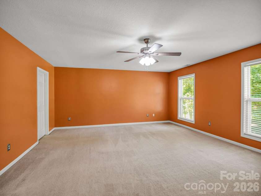 69 Ivy Lane, Fletcher, NC 28732.  MLS# CAR4417704, YatesRealty ID 47332. Master Bed