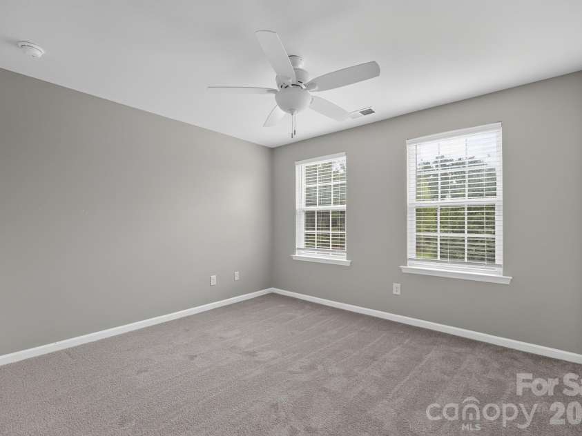 8224 Kelburn Lane, Charlotte, NC 28273.  MLS# CAR4419014, YatesRealty ID 47333. 