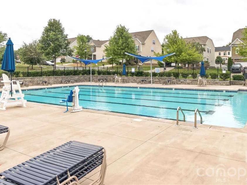 8224 Kelburn Lane, Charlotte, NC 28273.  MLS# CAR4419014, YatesRealty ID 47333. 