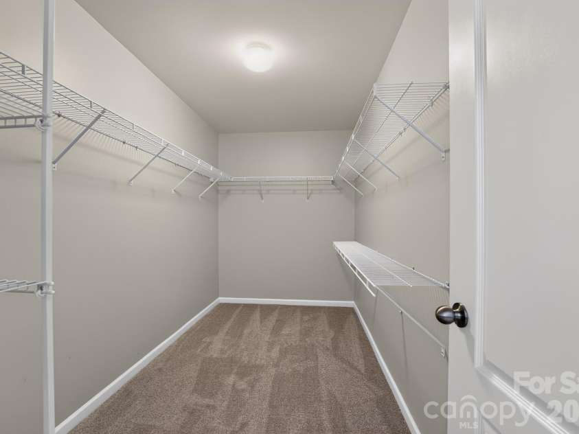 8224 Kelburn Lane, Charlotte, NC 28273.  MLS# CAR4419014, YatesRealty ID 47333. Large Primary Closet