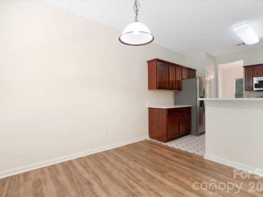 423 Mountain Quail Drive, Charlotte, NC 28216.  MLS# CAR4419011, YatesRealty ID 47334. 
