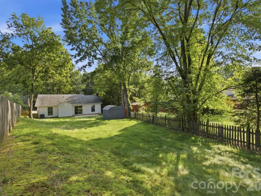 8056 Lawyers Road, Charlotte, NC 28227.  MLS# CAR4418976, YatesRealty ID 47336. 