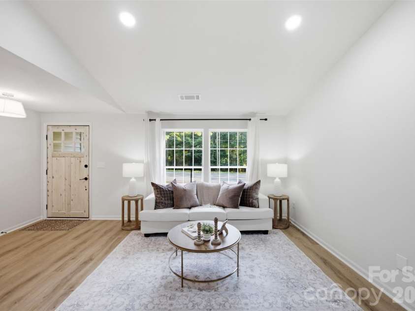 8056 Lawyers Road, Charlotte, NC 28227.  MLS# CAR4418976, YatesRealty ID 47336. 