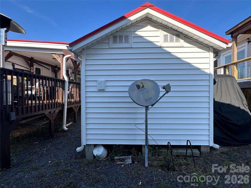 331 Mount View Lane, New London, NC 28127.  MLS# CAR4413505, YatesRealty ID 47337. 