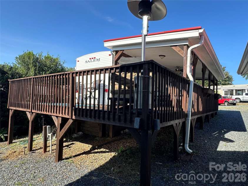 331 Mount View Lane, New London, NC 28127.  MLS# CAR4413505, YatesRealty ID 47337. 