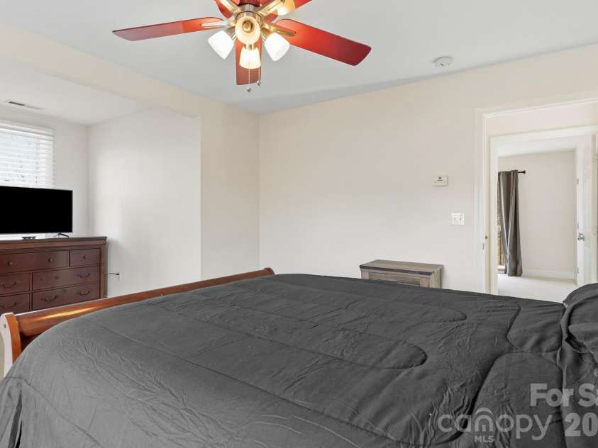 11 Roberts Drive, Swannanoa, NC 28778.  MLS# CAR4352970, YatesRealty ID 4734. 2nd level bedroom #2