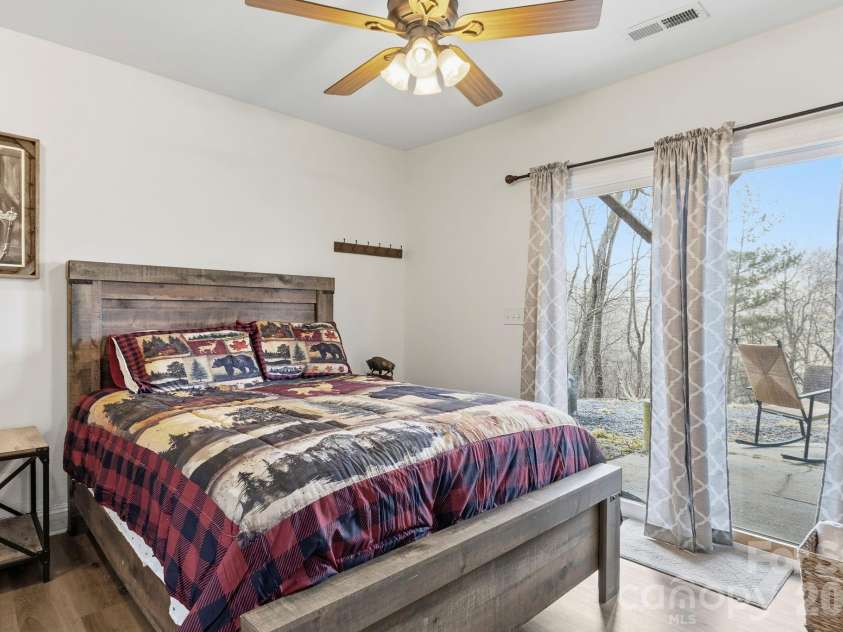 11 Roberts Drive, Swannanoa, NC 28778.  MLS# CAR4352970, YatesRealty ID 4734. 