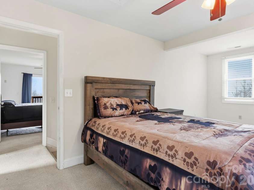 11 Roberts Drive, Swannanoa, NC 28778.  MLS# CAR4352970, YatesRealty ID 4734. 