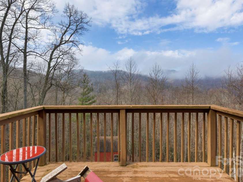 11 Roberts Drive, Swannanoa, NC 28778.  MLS# CAR4352970, YatesRealty ID 4734. Long range mountain views