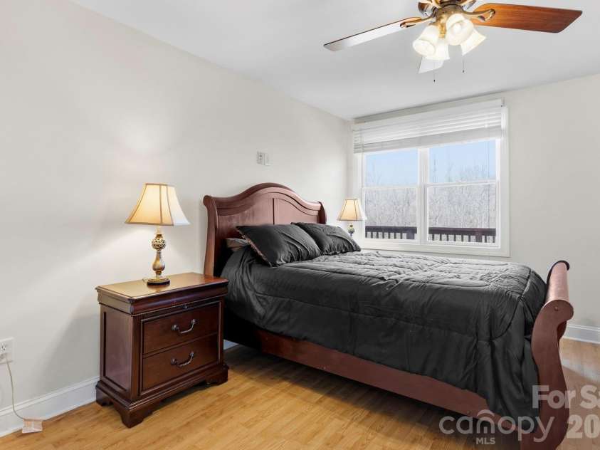11 Roberts Drive, Swannanoa, NC 28778.  MLS# CAR4352970, YatesRealty ID 4734. Primary bedroom