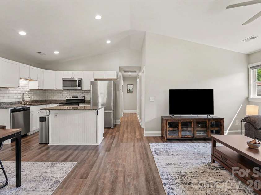 119 Wild Rose Loop, Mooresville, NC 28115.  MLS# CAR4419147, YatesRealty ID 47341. 
