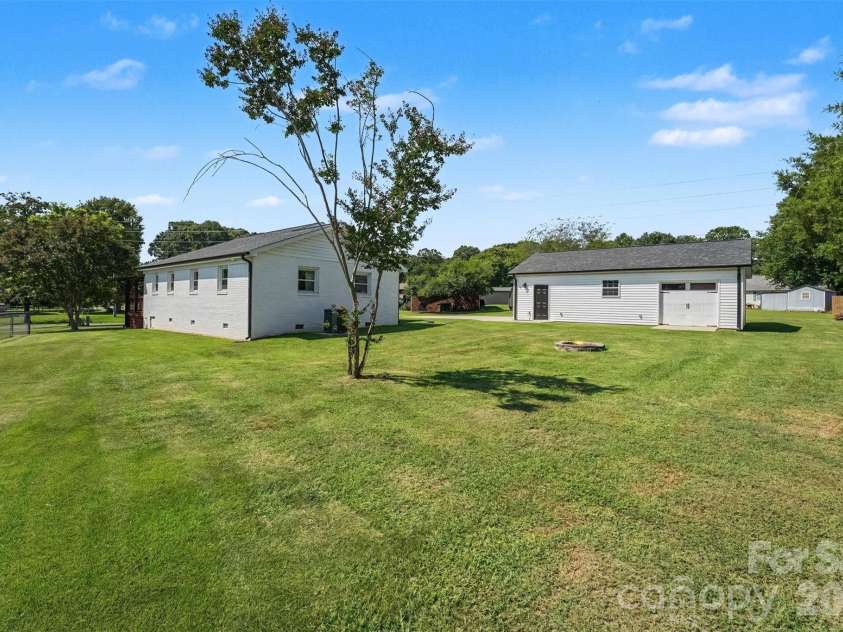 119 Wild Rose Loop, Mooresville, NC 28115.  MLS# CAR4419147, YatesRealty ID 47341. 