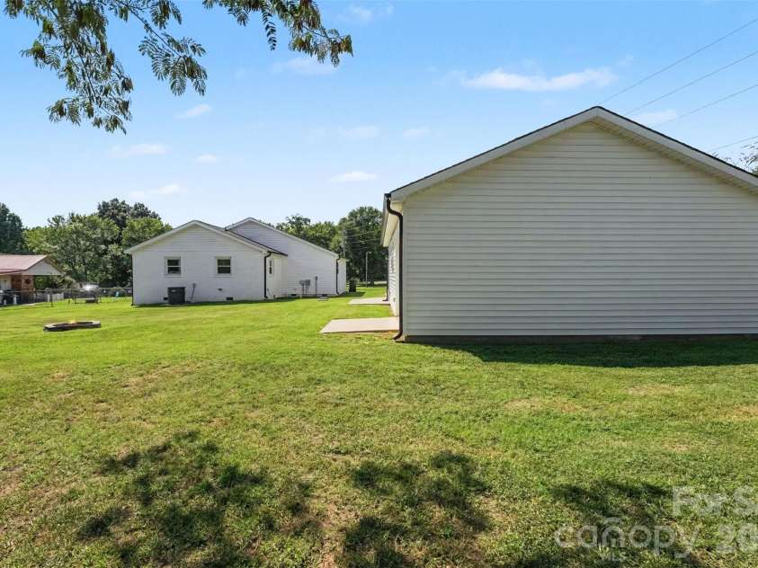 119 Wild Rose Loop, Mooresville, NC 28115.  MLS# CAR4419147, YatesRealty ID 47341. 