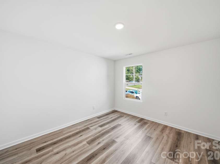 7725 Lane Drive, Charlotte, NC 28212.  MLS# CAR4395827, YatesRealty ID 47342. Bedroom 3