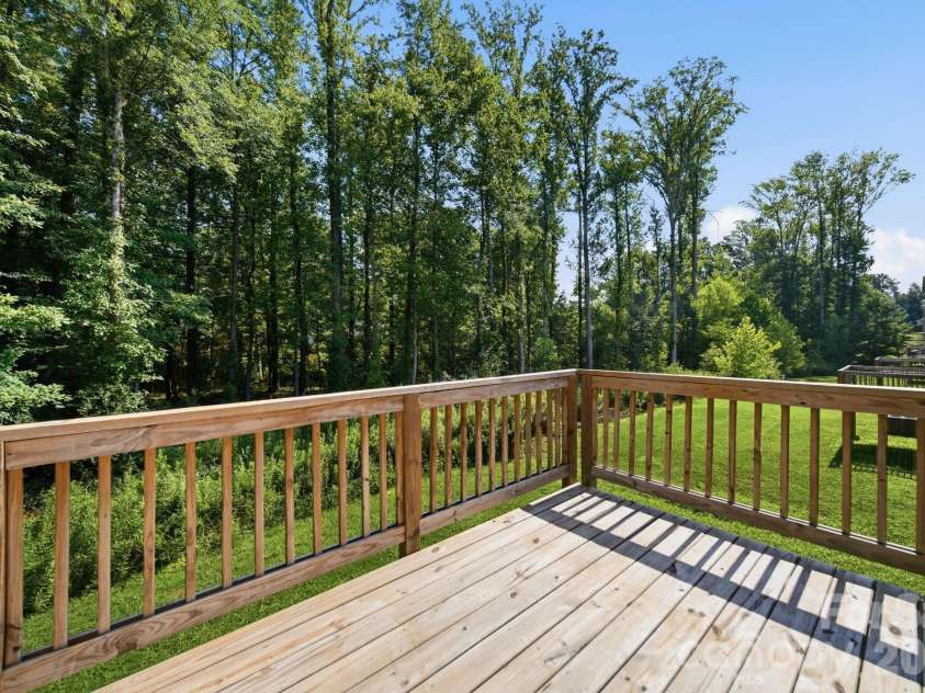 7725 Lane Drive, Charlotte, NC 28212.  MLS# CAR4395827, YatesRealty ID 47342. Deck