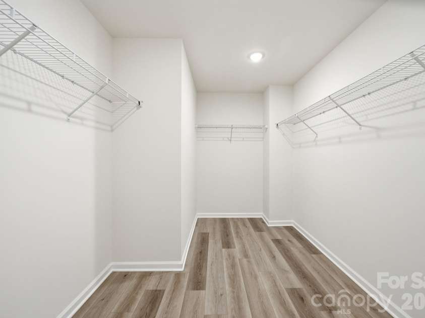 7725 Lane Drive, Charlotte, NC 28212.  MLS# CAR4395827, YatesRealty ID 47342. Primary Closet