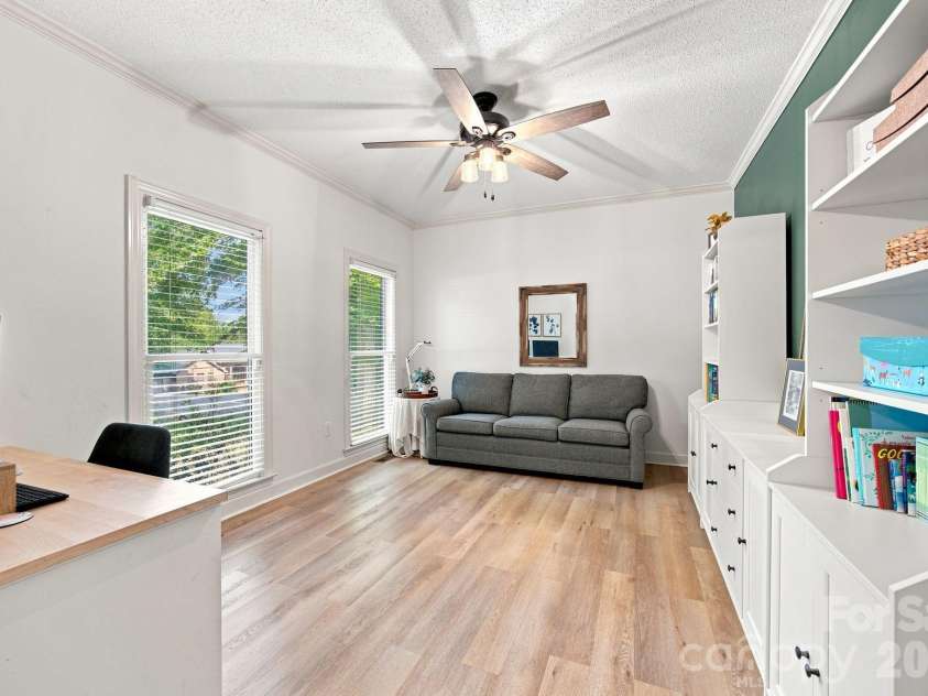 117 Carriage Lane, Salisbury, NC 28146.  MLS# CAR4418797, YatesRealty ID 47344. 