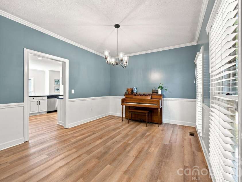 117 Carriage Lane, Salisbury, NC 28146.  MLS# CAR4418797, YatesRealty ID 47344. 