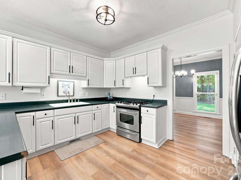 117 Carriage Lane, Salisbury, NC 28146.  MLS# CAR4418797, YatesRealty ID 47344. 