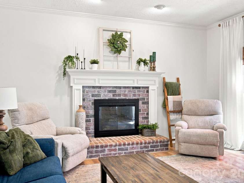 117 Carriage Lane, Salisbury, NC 28146.  MLS# CAR4418797, YatesRealty ID 47344. 