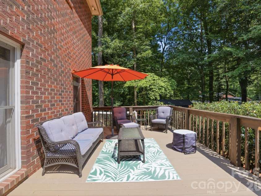 117 Carriage Lane, Salisbury, NC 28146.  MLS# CAR4418797, YatesRealty ID 47344. 
