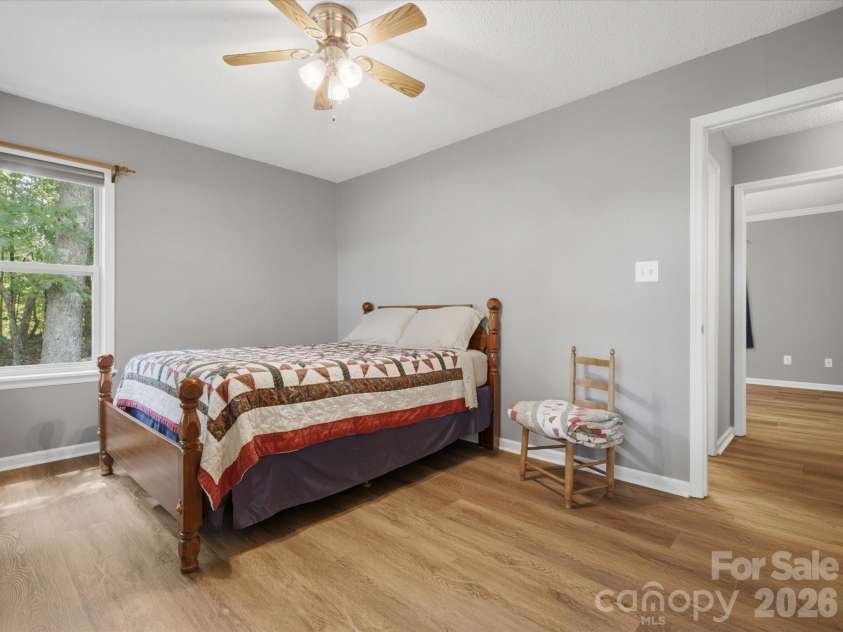 155 Grandview Road, Clover, SC 29710.  MLS# CAR4418393, YatesRealty ID 47345. 