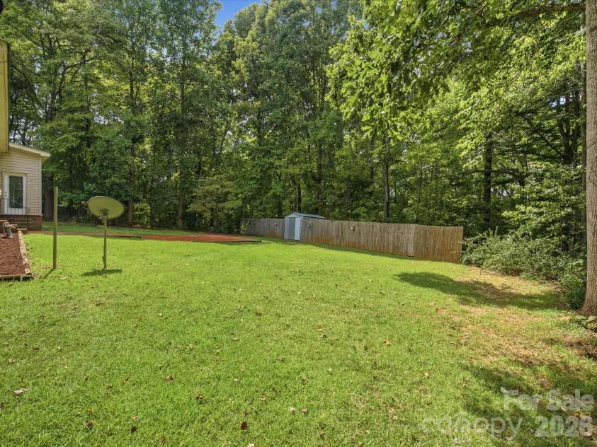 155 Grandview Road, Clover, SC 29710.  MLS# CAR4418393, YatesRealty ID 47345. 