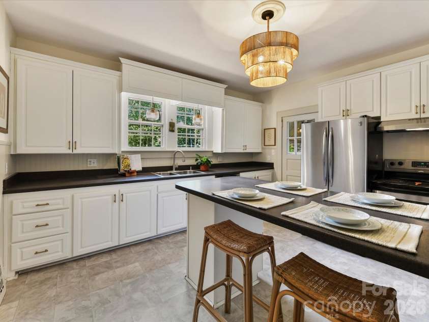119 Leroy Street, Fort Mill, SC 29715.  MLS# CAR4415822, YatesRealty ID 47346. Kitchen