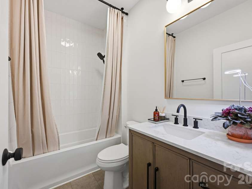 215 Cal Kennedy Road, Cleveland, NC 27013.  MLS# CAR4418527, YatesRealty ID 47347. Secondary Full Bath